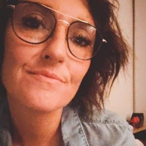 Meet your Posher, Miss